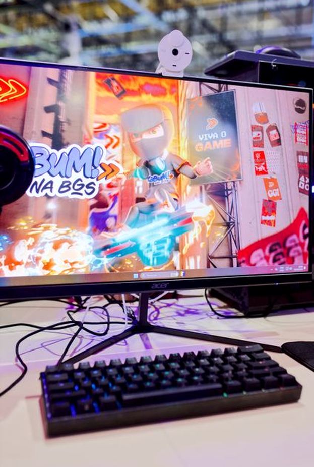 game apk 2025 8Day